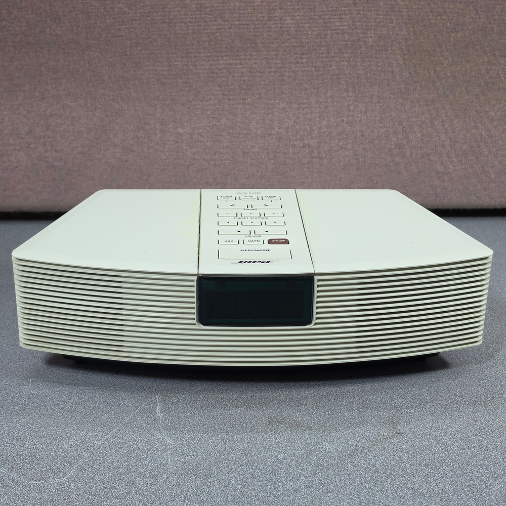 Bose Wave Radio AWR1-1W Tabletop AM/FM Alarm Clock Cream White Good Condition